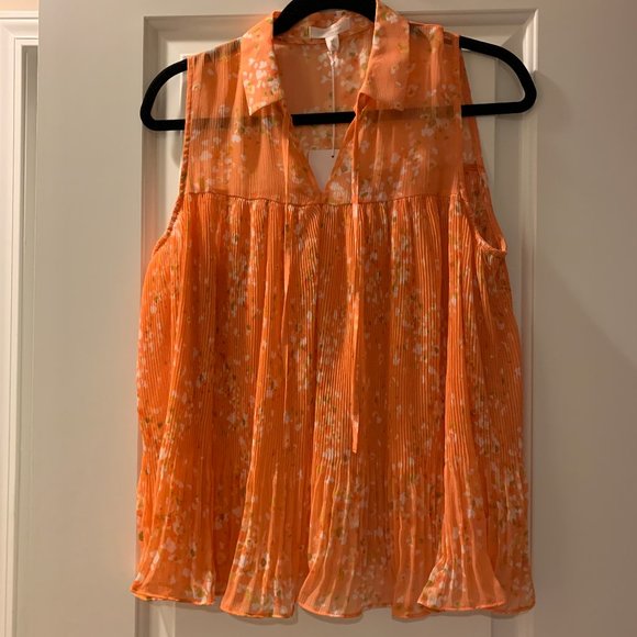 New With Tags LC Lauren Conrad Pleated Blouse - Picture 2 of 6